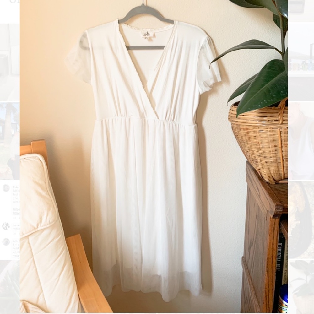 White maternity dress